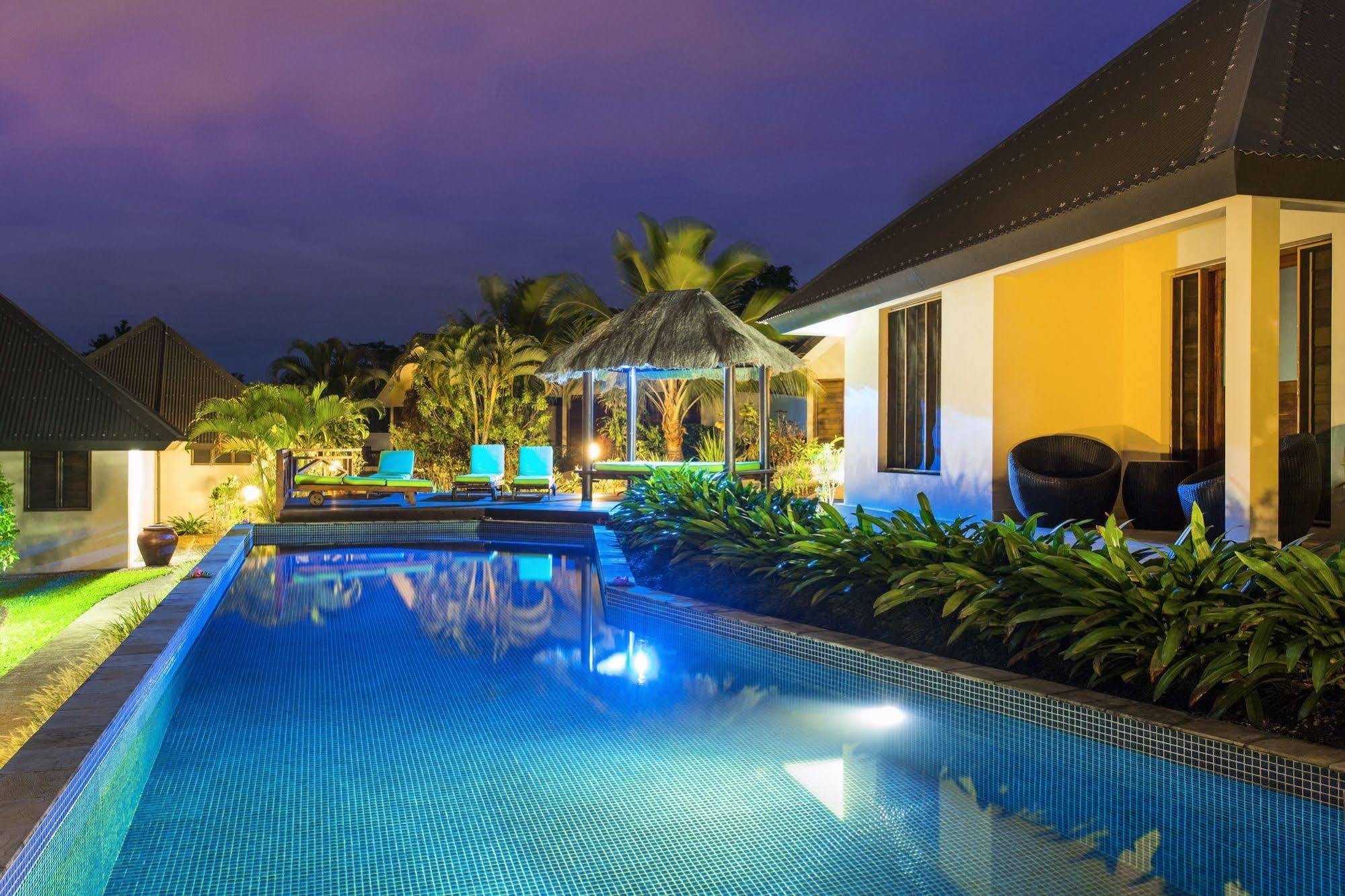 Mangoes Resort (Adults Only) Port Vila Dış mekan fotoğraf